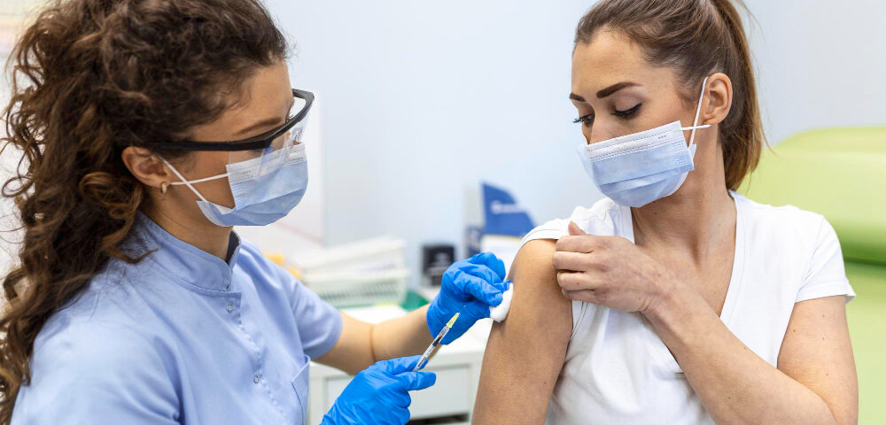Vaccinarea antigripală a angajaților: merită pentru angajator? | Dava